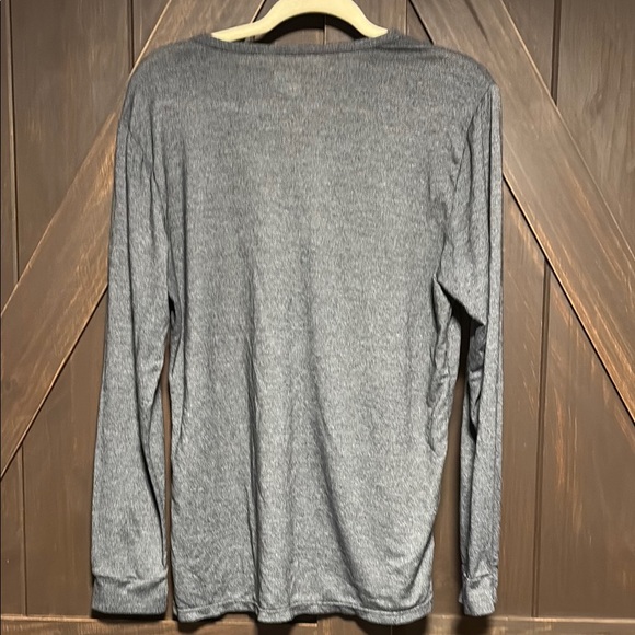 32 Degrees Gray Long Sleeve Tee Soft Heathered Fabric …Heat - Picture 6 of 7